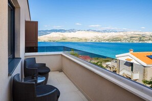 Property grounds - Villa Soulhouse  - sea views, luxury, comfort and style by MyWaycation (Pag)