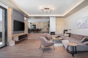 TV, fireplace, table tennis - Villa Soulhouse - sea views, luxury, comfort and style by MyWaycation (Pag)