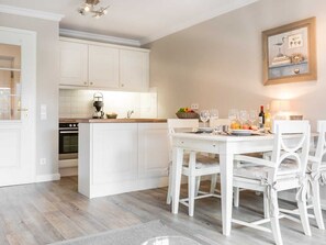 未分类图片，第 4 张，共 32 张，按钮