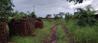Indedepdent Villa - 10 mins drive from the Dapoli City 