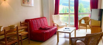 43m² Apartment at ski slopes, balconies, free parking