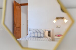 3 bedrooms, iron/ironing board, free WiFi, bed sheets - Villa Alex with WiFi and Pool (Puerto del Carmen)