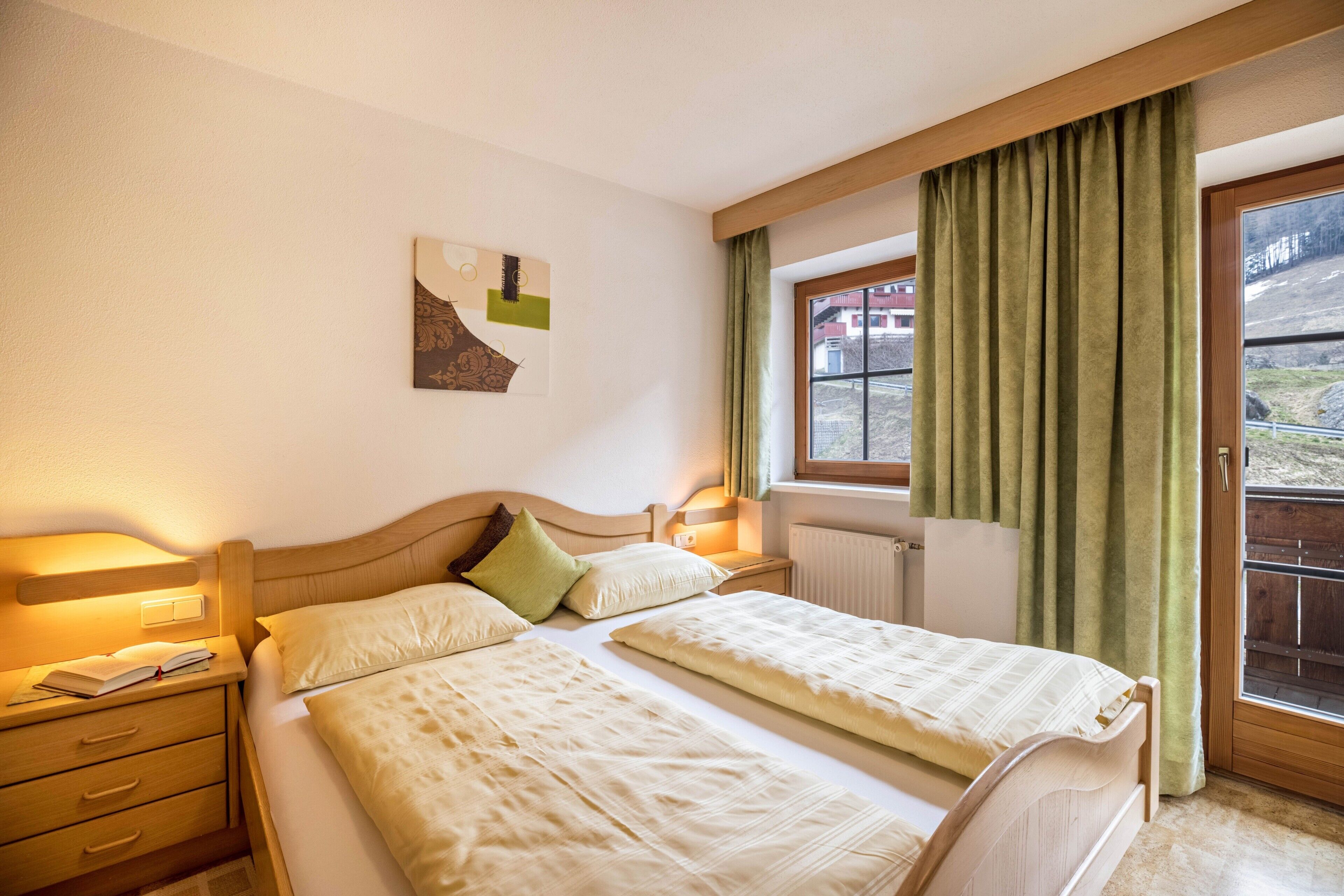 2 chambres, fer et planche à repasser, Wi-Fi gratuit, draps fournis