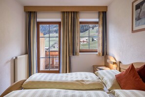 2 habitaciones, tabla de planchar con plancha y wifi gratis 