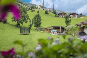 Property grounds - Apartment “Bärental” in Beautiful Scenery with Mountain View, Wi-Fi & Garden (St.Jakob im Ahrntal)