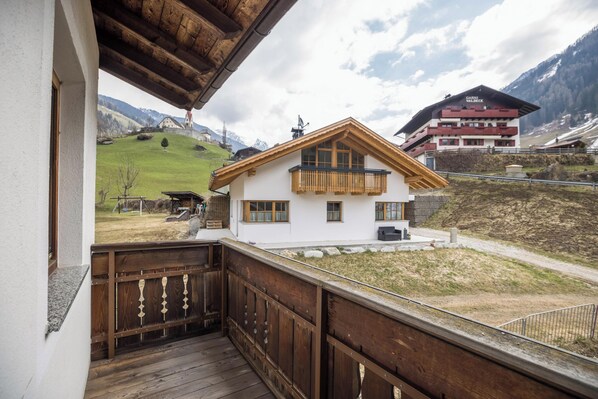 Property grounds - Apartment “Bärental” in Beautiful Scenery with Mountain View, Wi-Fi & Garden (St.Jakob im Ahrntal)