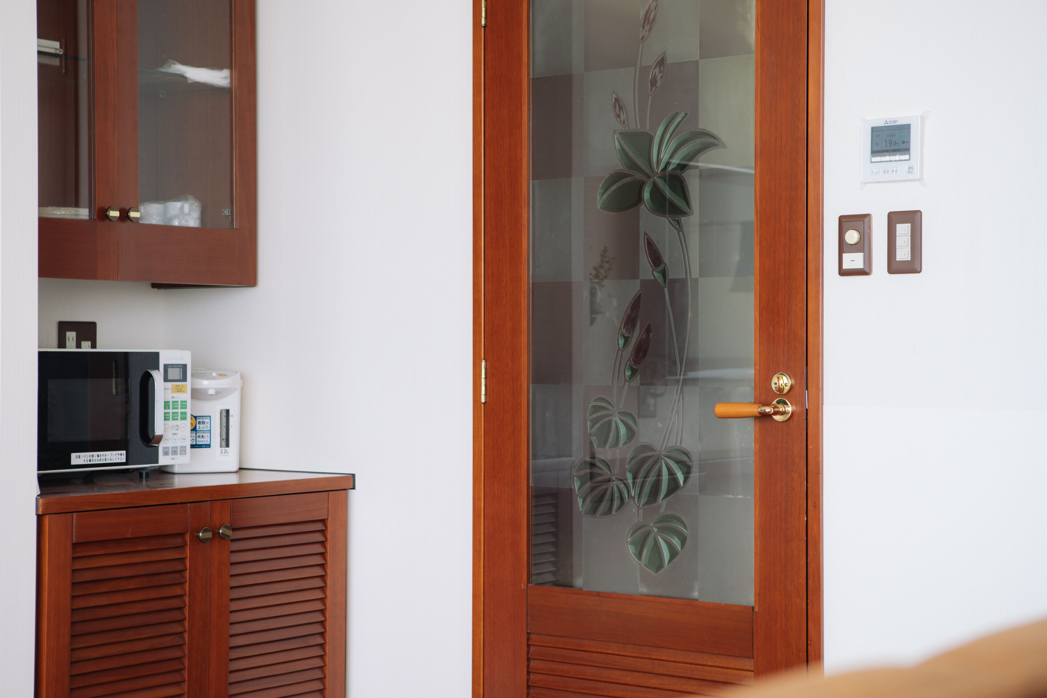 basic room, non smoking (205-south) | room amenity