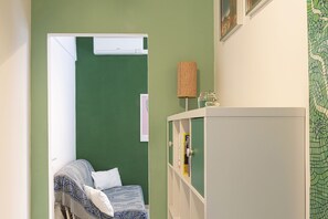 Appartement, 1 slaapkamer | Woonruimte | Flatscreentelevisie