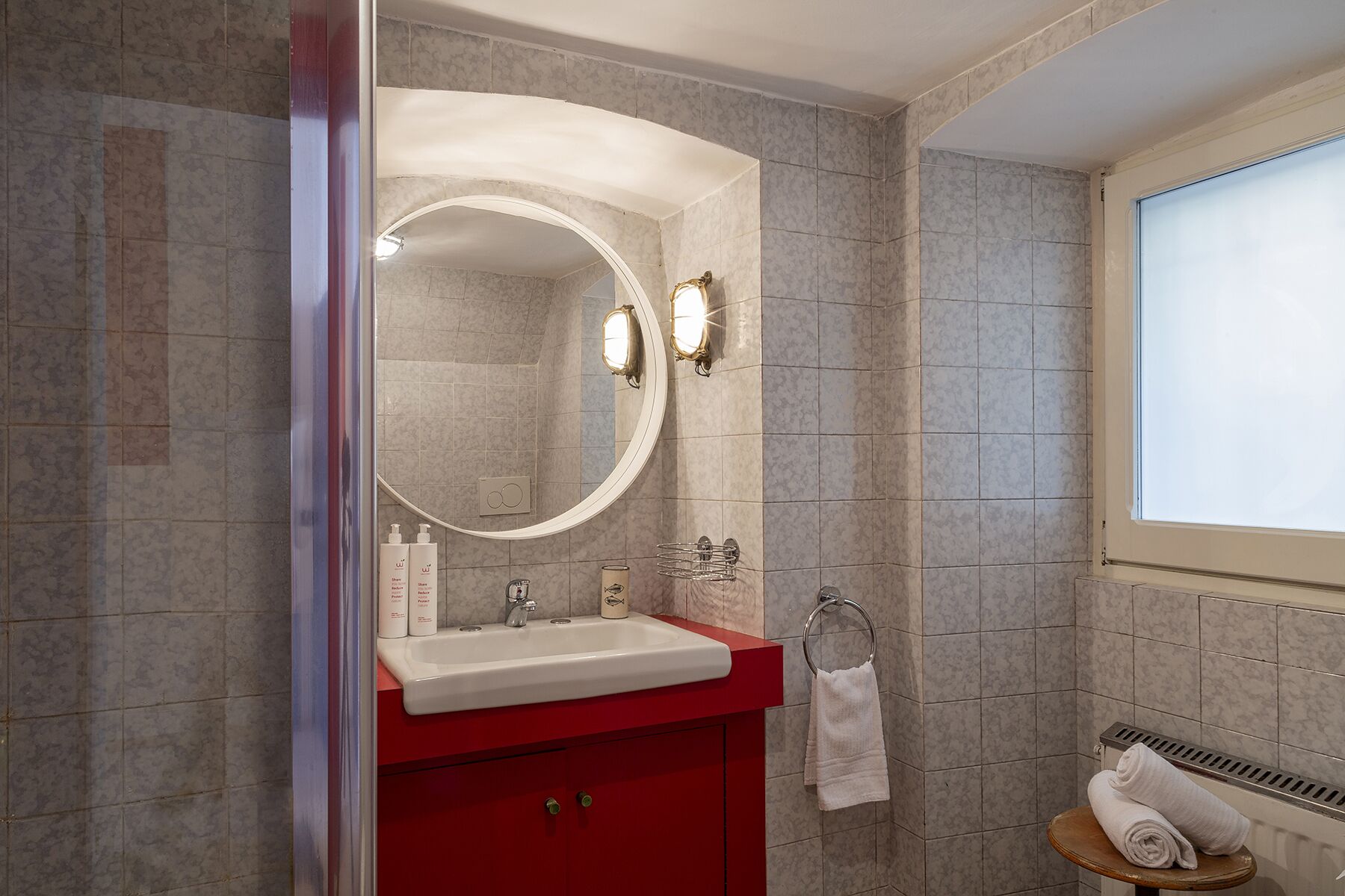 Il Mare di Camogli da un oblò