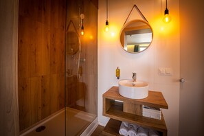 Standard Double Room, Sea View | Bathroom | Shower, hair dryer, slippers, towels