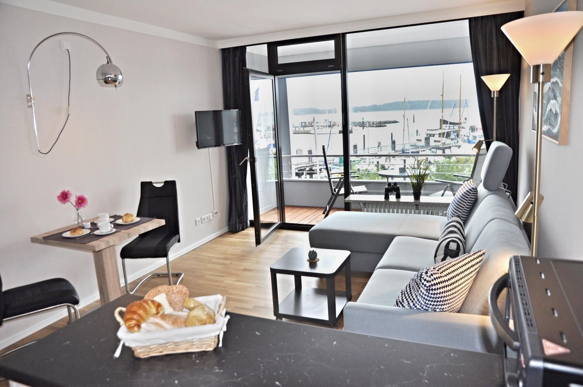 BRN Mussel - Freshly renovated with a panoramic view of the Baltic Sea