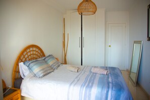 2 Schlafzimmer, Bügeleisen/Bügelbrett, Reisekinderbett, kostenloses WLAN