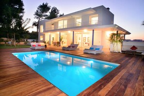 Pool - Villa just steps away to San Antonio bay and the beach (Sant Josep de Sa Talaia / San Jose)
