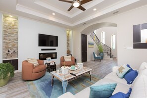 TV a schermo piatto, Netflix, Hulu, servizi in streaming