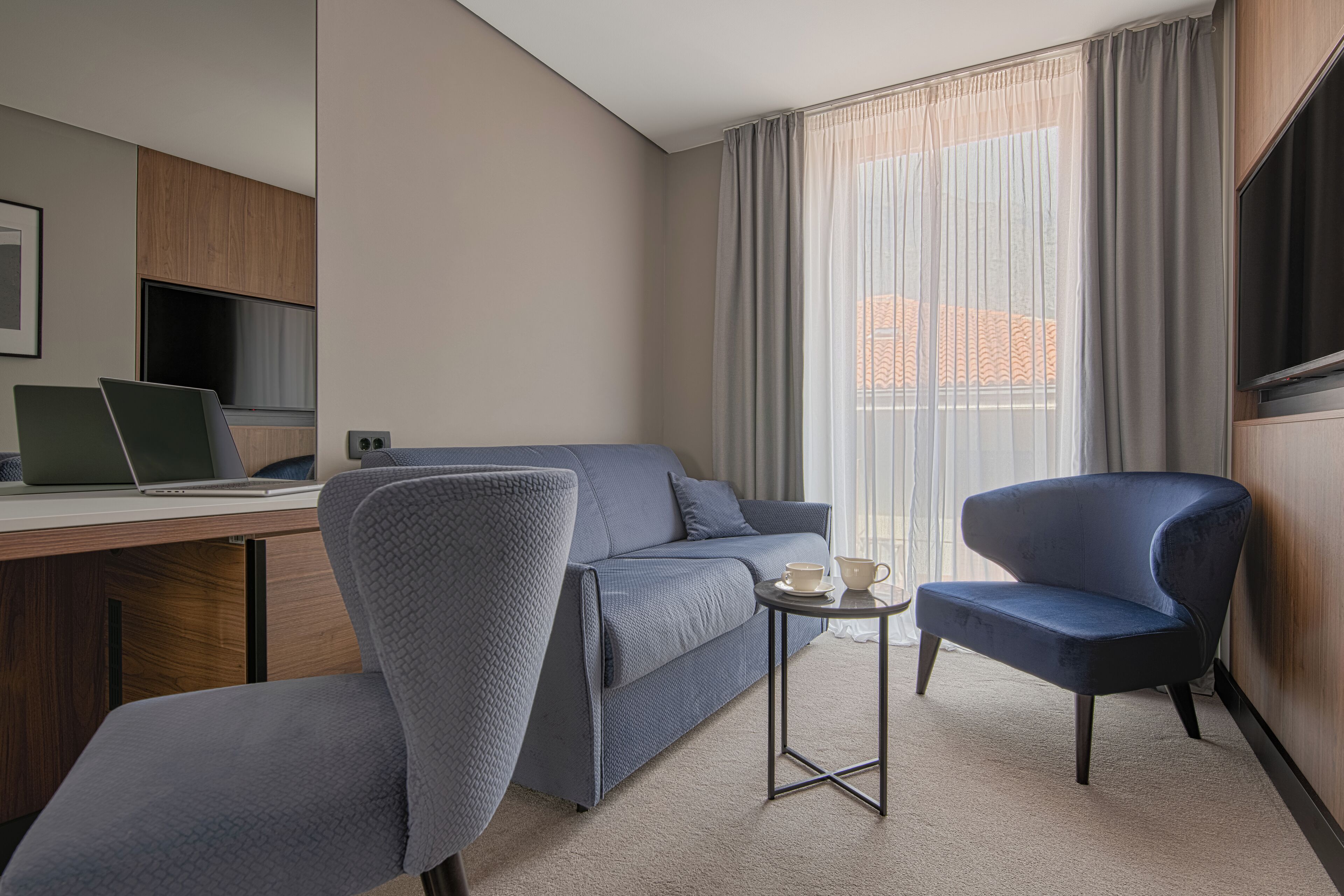 junior suite | 1 bedroom, minibar, in-room safe, individually furnished