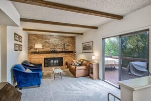 TV, DVD player, books, offices