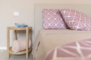 1 bedroom, free WiFi, bed sheets - CA 'DEL RE SCARTOZZ Pinta d'Ora (Gavirate)