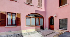 Apartamento clássico | Vista para o pátio