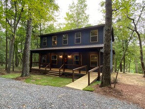 Exterior - "Lazy River Cottage" just steps from Desoto Falls on Little River in Mentone, AL (Mentone)