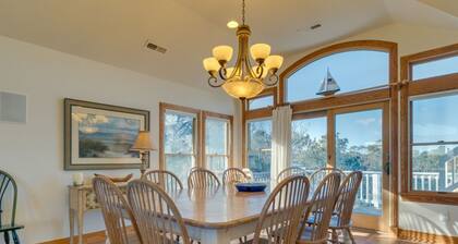 Quiet, spacious family home, close to the beach. Private pool and Wkly Discount.