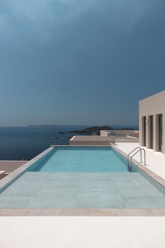 Alon Sevou Boutique Hotel