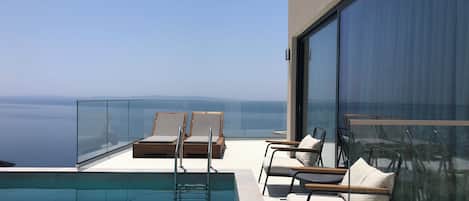 Signature Suite Sea View Private Pool | View from room