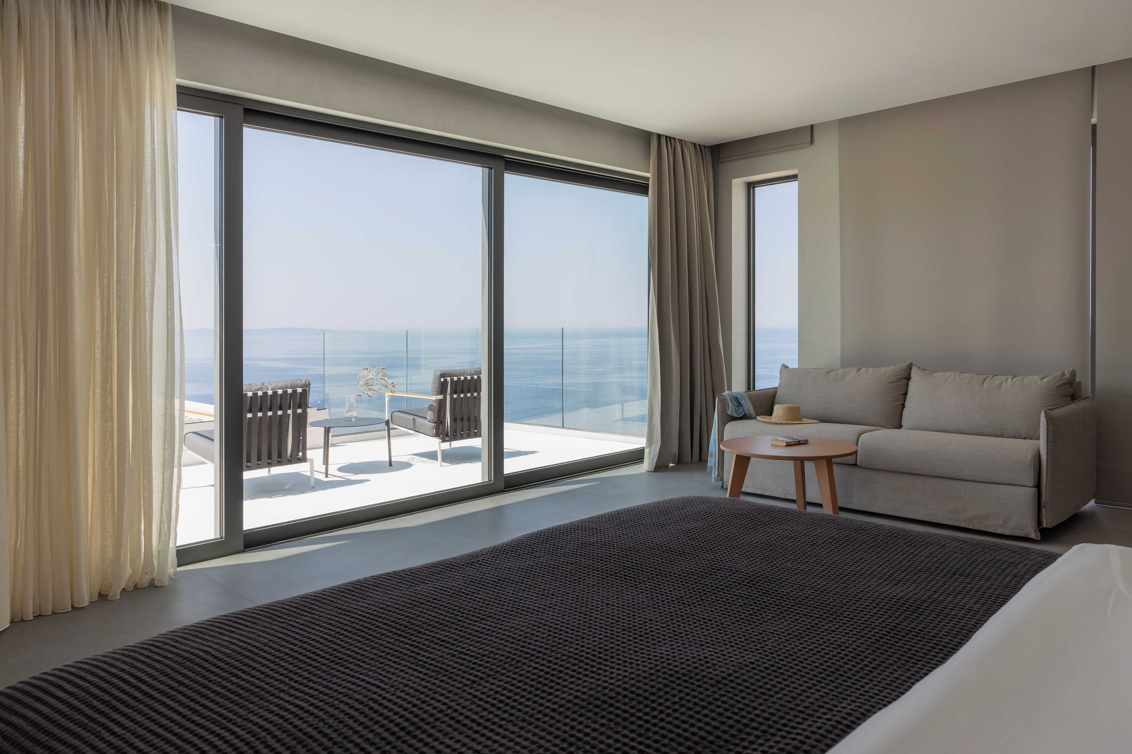 Supreme Suite Sea View Jetted Tub | Minibar, caja de seguridad en la habitación y escritorio 