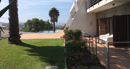 Deluxe villa for 6 with incredible view of the Óbidos Lagoon.