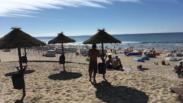 Tæt på stranden, liggestole