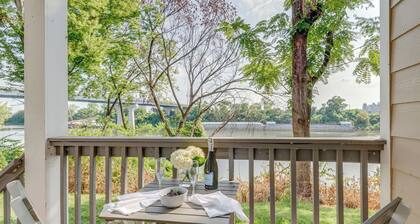 Stay in style at this modern riverfront condo less than a mile from Broadway and Nashville’s most famous attractions. Enjoy secure parking, private balcony, and easy access to Music City’s best live music, dining, and nightlife.