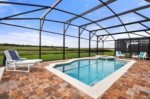 4 makuuhuonetta, ilmainen Wi-Fi