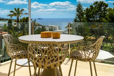 Villa Cabrera Stylish luxury villa with wonderful sea views and heated pool