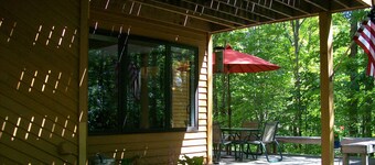 Clean and Cozy, Beautiful, well kept Trout Creek Condominium