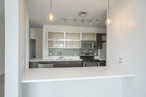 Business Condo, Non Smoking | Private kitchen
