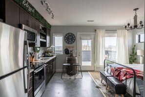 Living area - Rustic Luxe Studio Apartment with Rooftop Deck (Nashville)