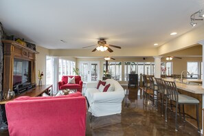 Casa familiar, para no fumadores | Área de sala de estar