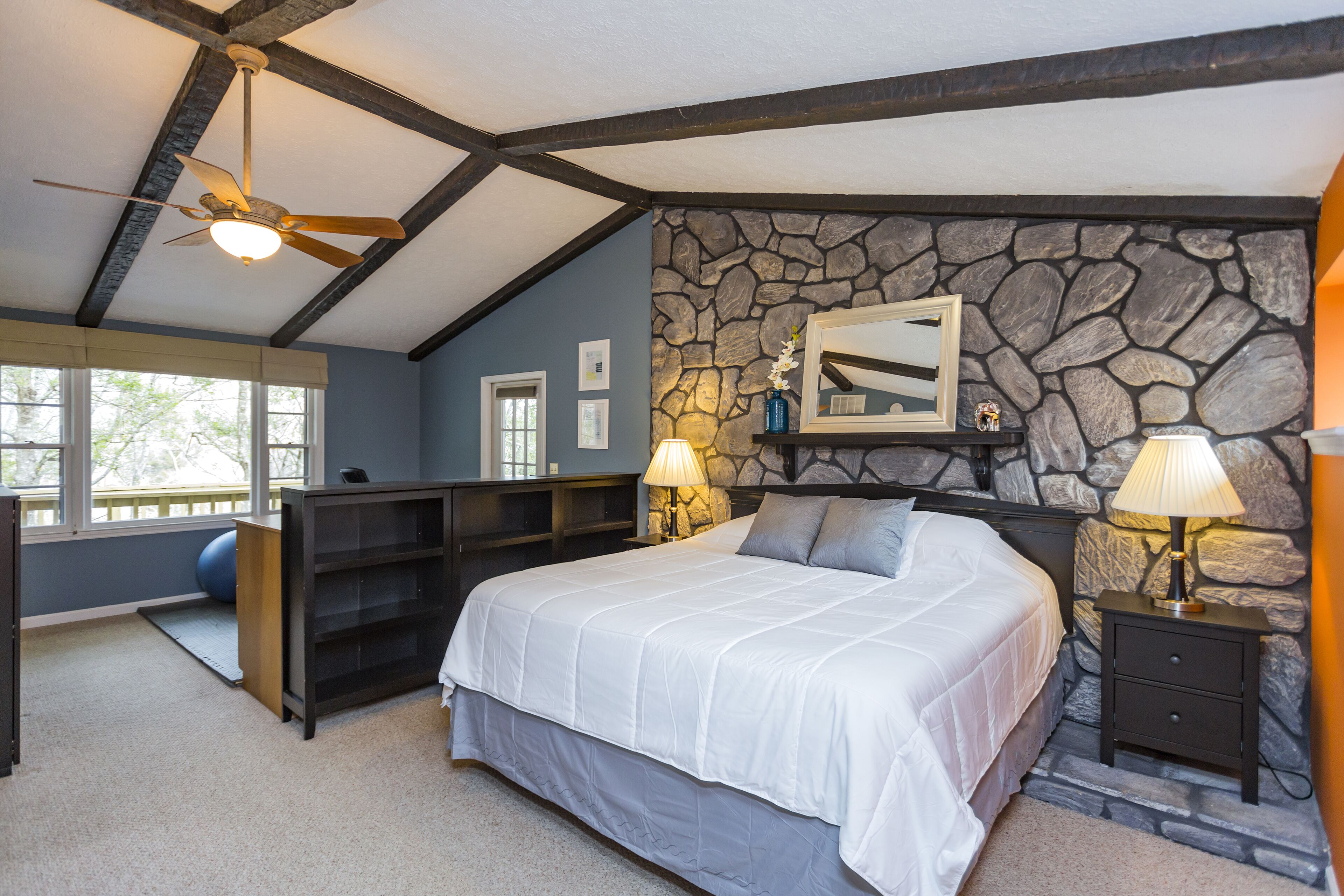 Casa familiar, para no fumadores | 4 habitaciones, tabla de planchar con plancha y cunas 