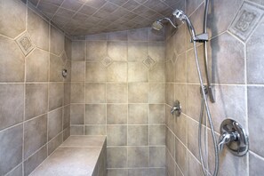 Maison familiale, non-fumeur | Salle de bain | Shampooing