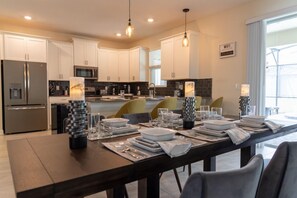 House, Multiple Beds, Private Pool, Garden View | Private kitchen