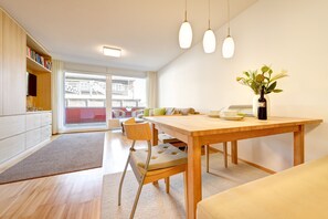 Apartment (incl. Cleaning Fee, City Tax & Laundry Package) | Servicio a la habitación