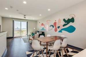 Business Townhome, Non Smoking | In-room dining - Visually Stunning 2BR 1.5BA Near Downtown ~ Balcony w/ City View (Nashville)