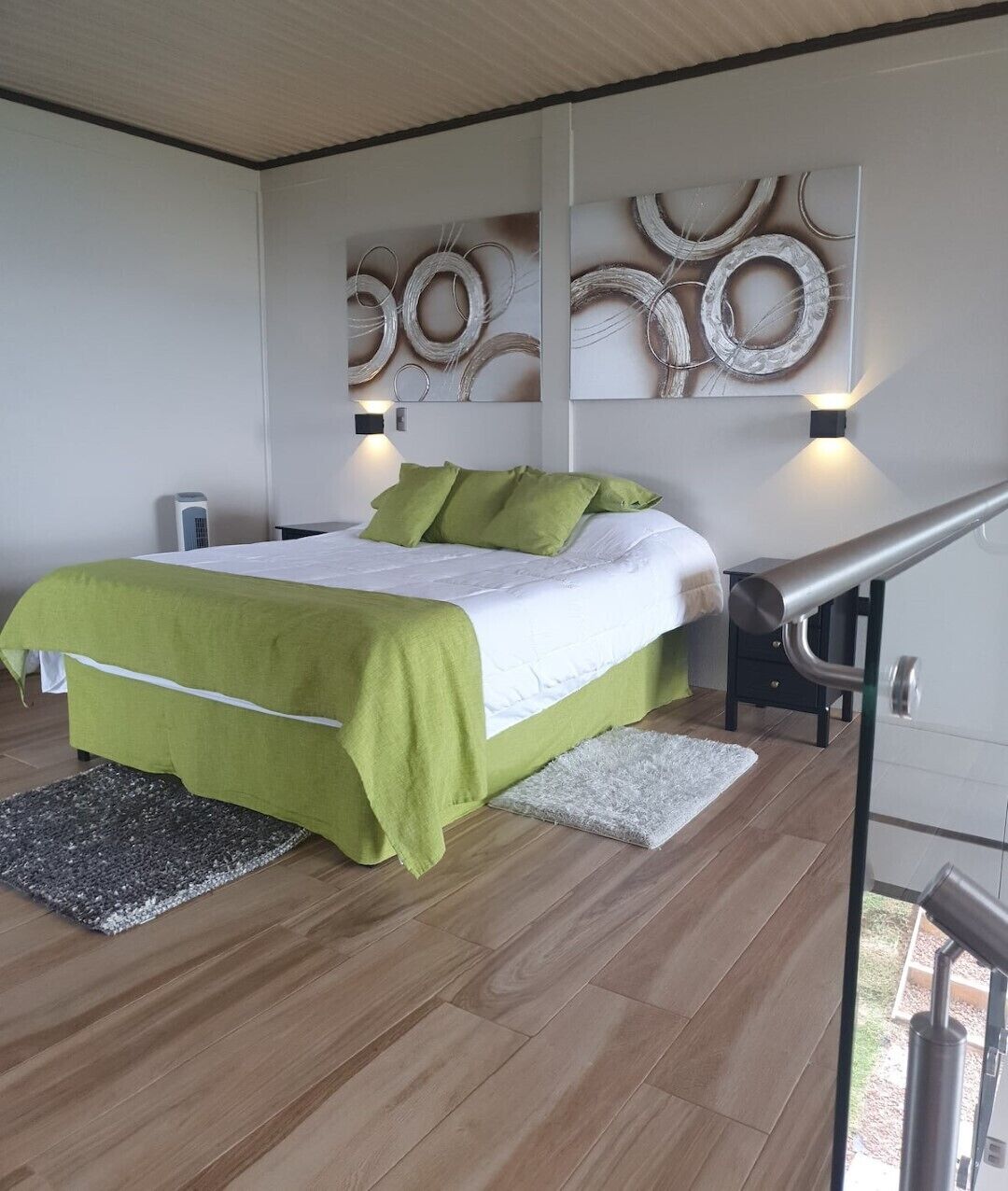 Loft y Jacuzzi Villa Guadalupe. Ubicado en Poás de Alajuela, Costa Rica