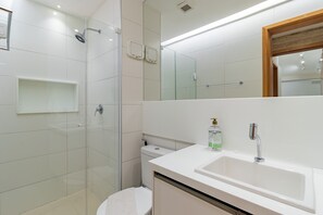 Bathroom - Apartamento beira mar - OKA Beach Resort (Ipojuca)