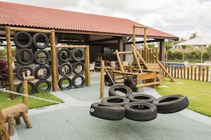 Family Apartment | Children’s area - Apartamento beira mar - OKA Beach Resort (Ipojuca)