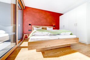 Apartment Panorama Blick (incl. Cleaning Fee, City Tax & Laundry Package) | 2 habitaciones, decoración personalizada y muebles diferentes 