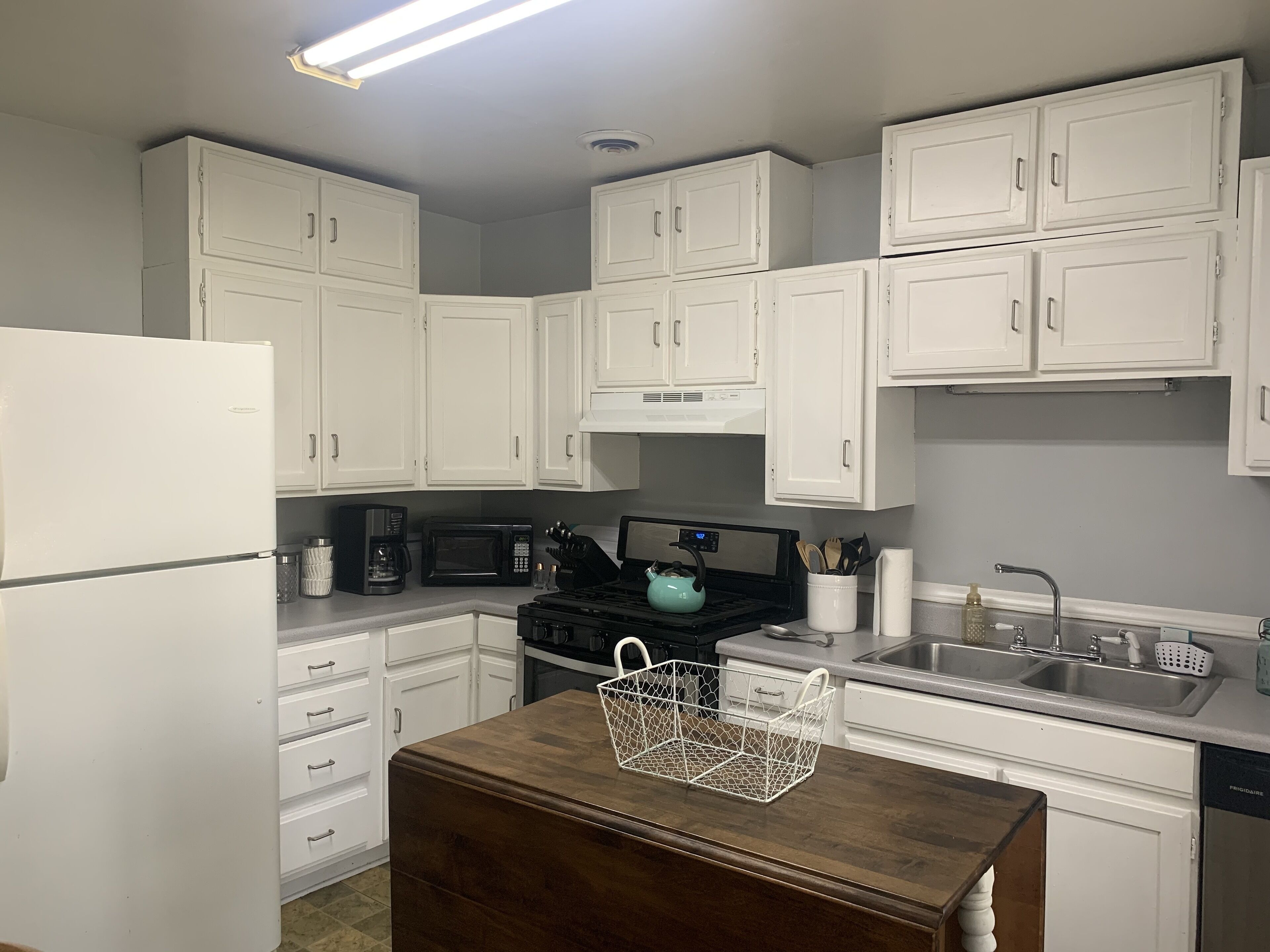 Charming, newly updated Downtown Cottage