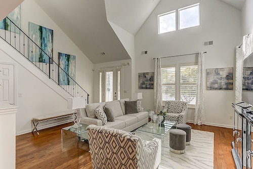 High End Mud Island Home