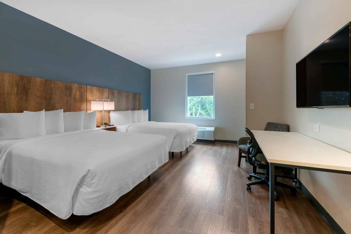 Standard Studio, Non Smoking, Refrigerator & Microwave | Premium bedding, desk, laptop workspace, iron/ironing board
