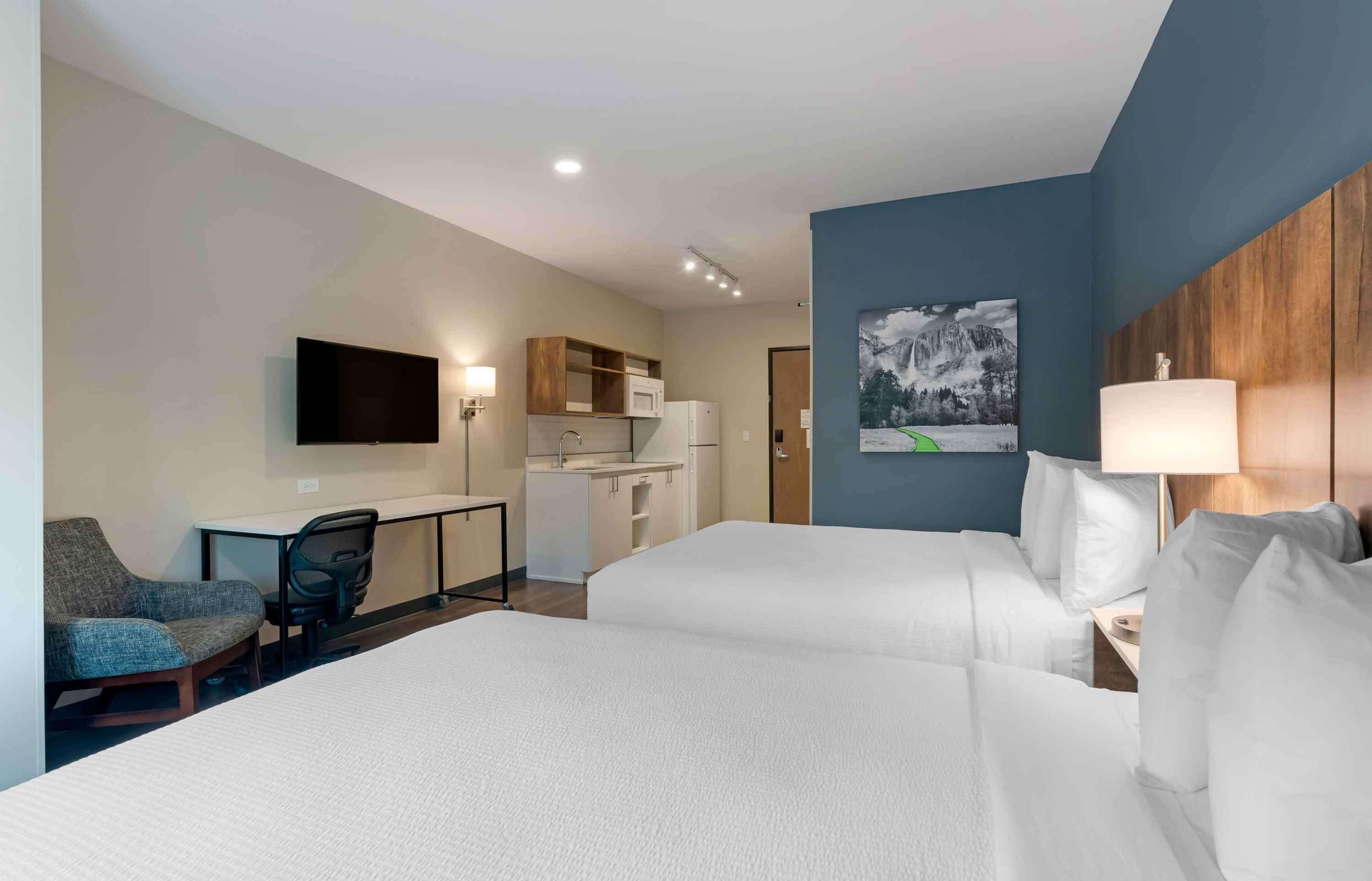 standard studio, non smoking, refrigerator & microwave | 1 bedroom, premium bedding, desk, laptop workspace