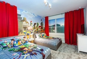 Casa, várias camas, piscina particular, vista para a piscina | 5 quartos, Wi-Fi de cortesia
